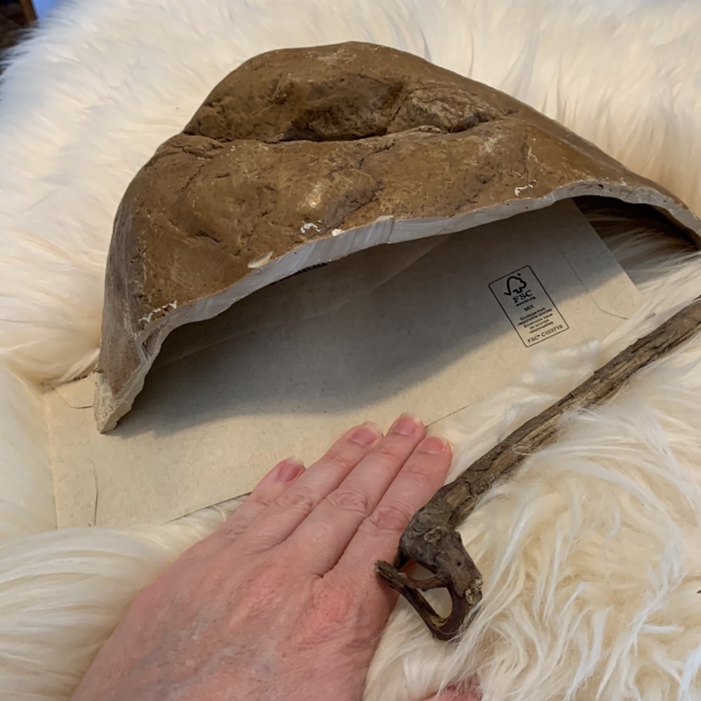 SALE!! Reptile cave and driftwood